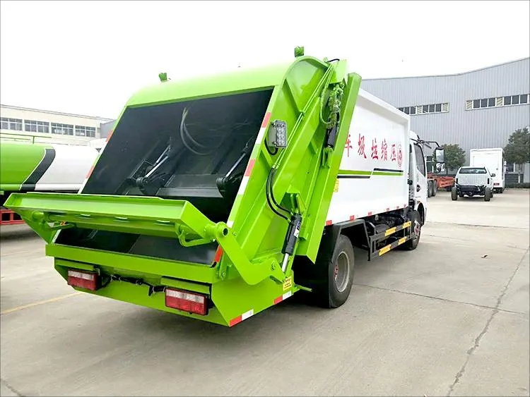 Poluprikolica za prijevoz smeća